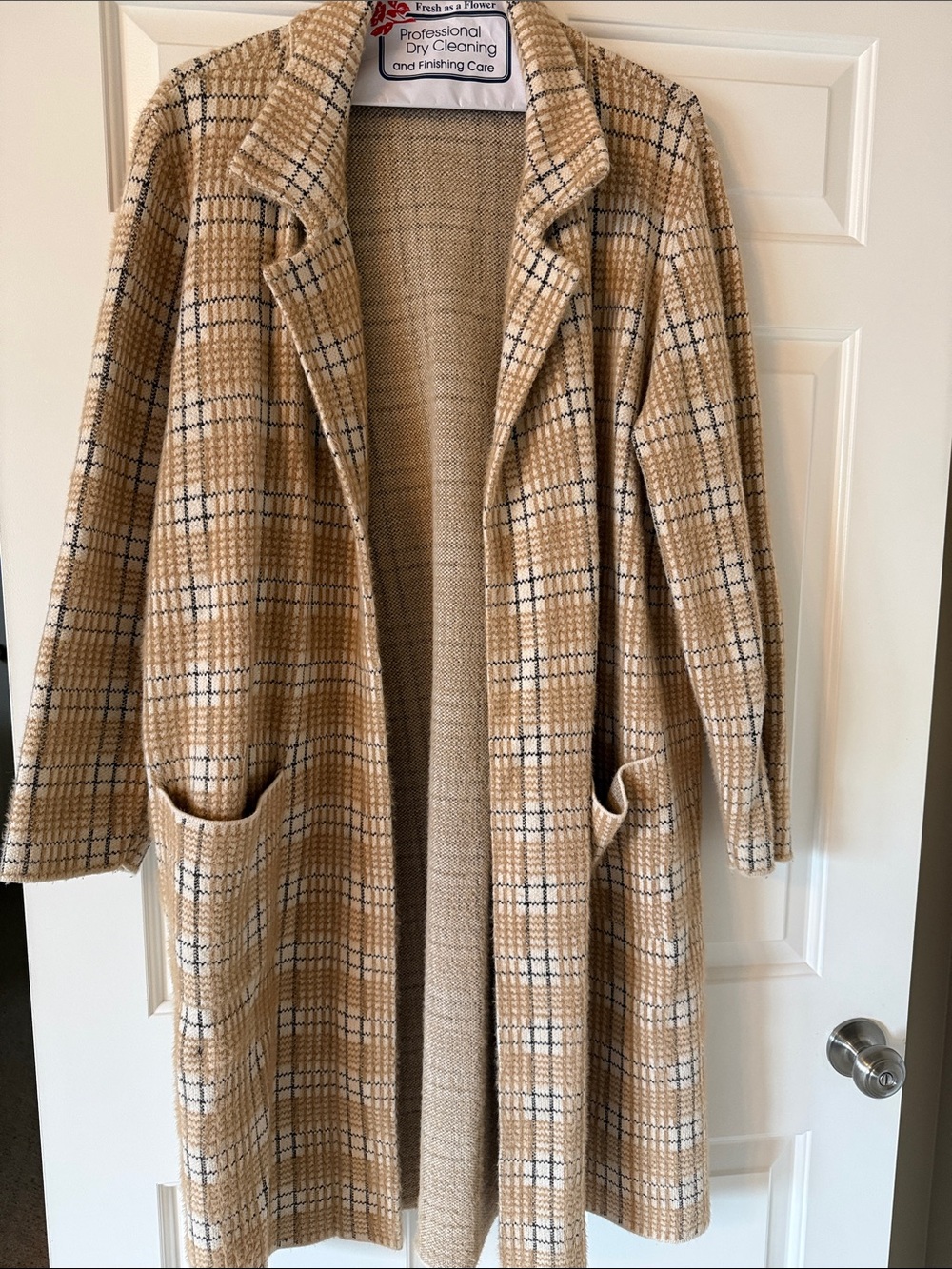 Cyrus Beige Plaid Open-Front Trench Coat